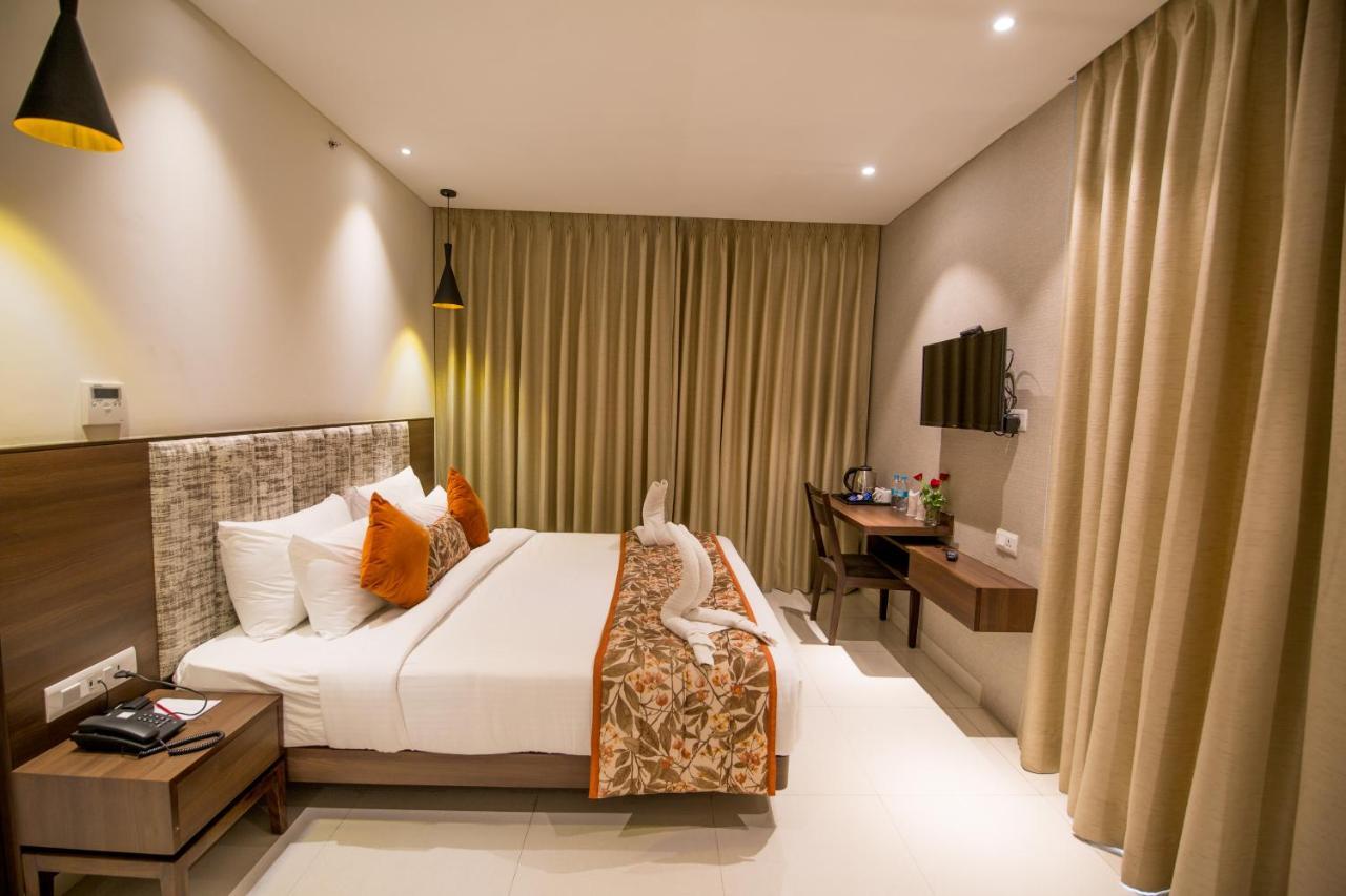 Hotel Sumaditya Jaipur Eksteriør billede