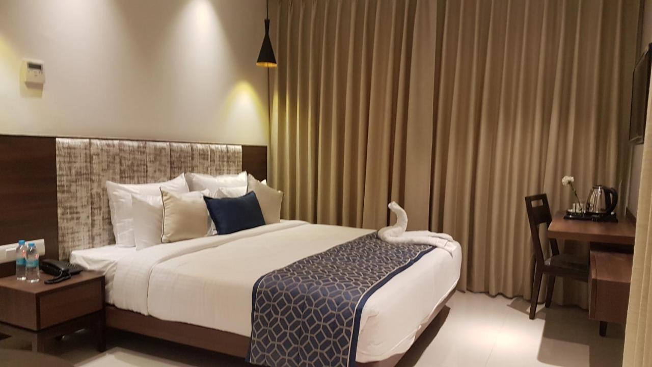 Hotel Sumaditya Jaipur Eksteriør billede