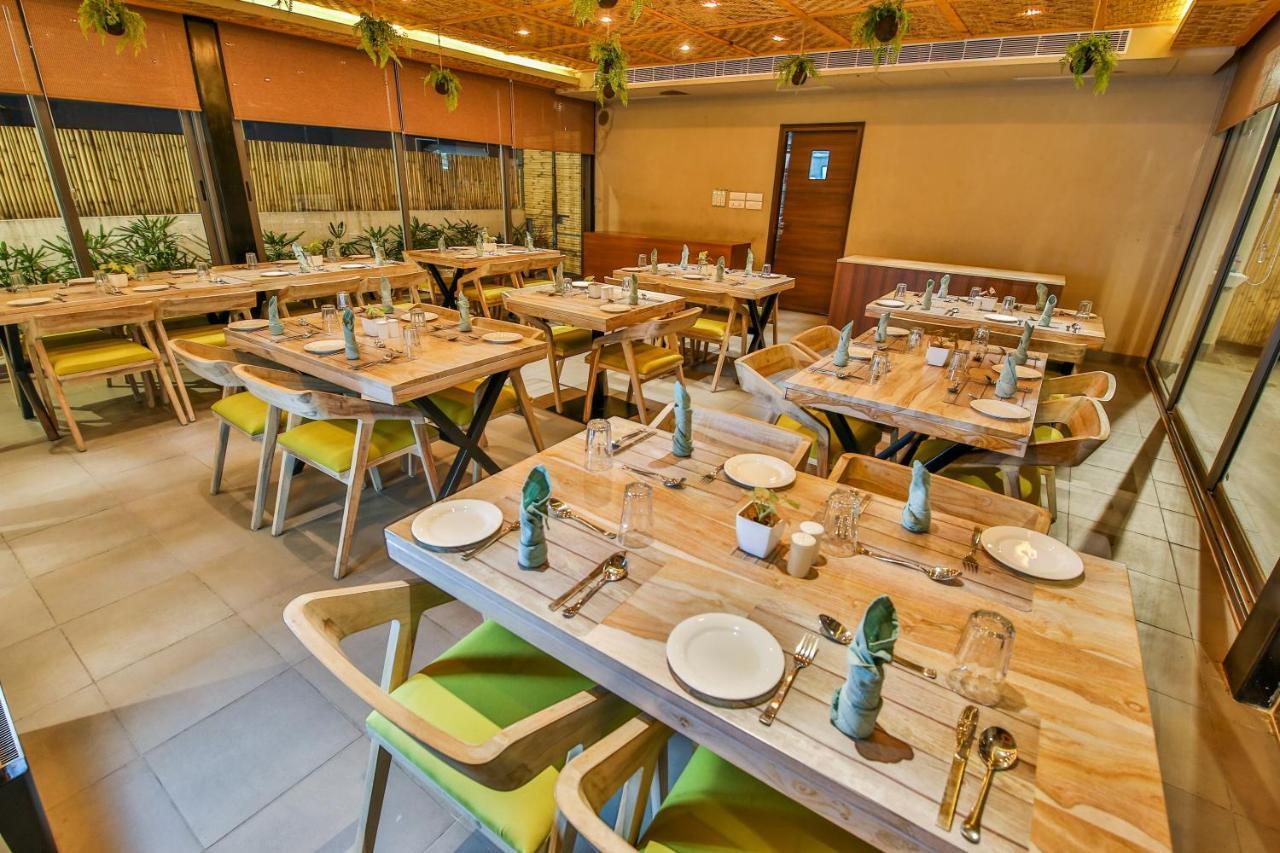 Hotel Sumaditya Jaipur Eksteriør billede